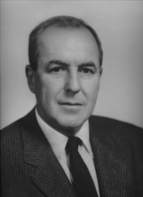 1957 Hinkley Large